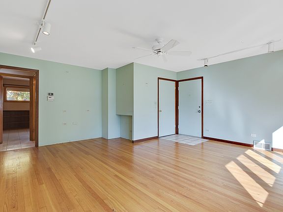4th image of 442 S Williams Ave