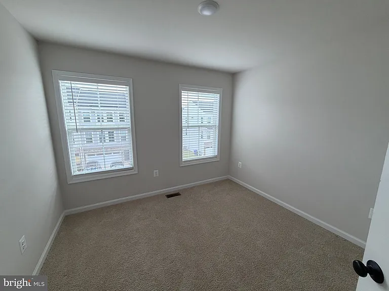 4105 Bolton Ct — Photo 30