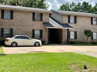 104 Woodhouse Ln, Savannah, GA 31406