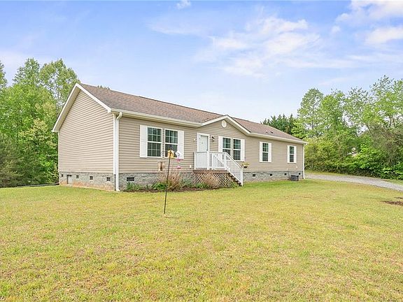 3rd image of 2517 Horseshoe Rd