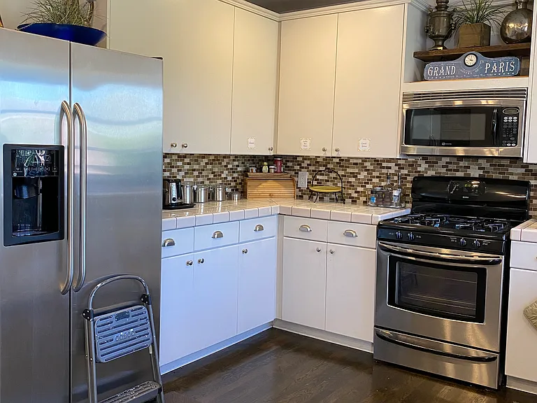 17538 Collins St — Photo 24