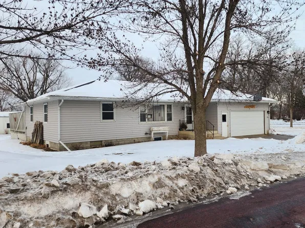 2031 W Main St, Wabasso, MN 56293