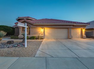 5713 W Mariposa Grande Ln, Glendale, AZ 85310
