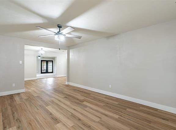 5th image of 4033 Western Cir