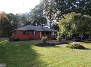 1153 N Tuckahoe Rd, Williamstown, NJ 08094