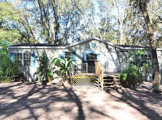 35235 Chancey Rd, Zephyrhills, FL 33541