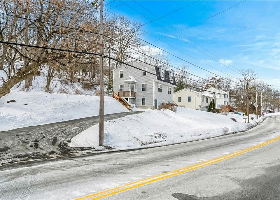 1st image of 546 River Rd