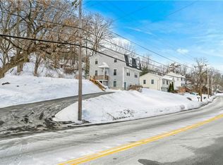 546 River Rd, Lincoln, RI 02865