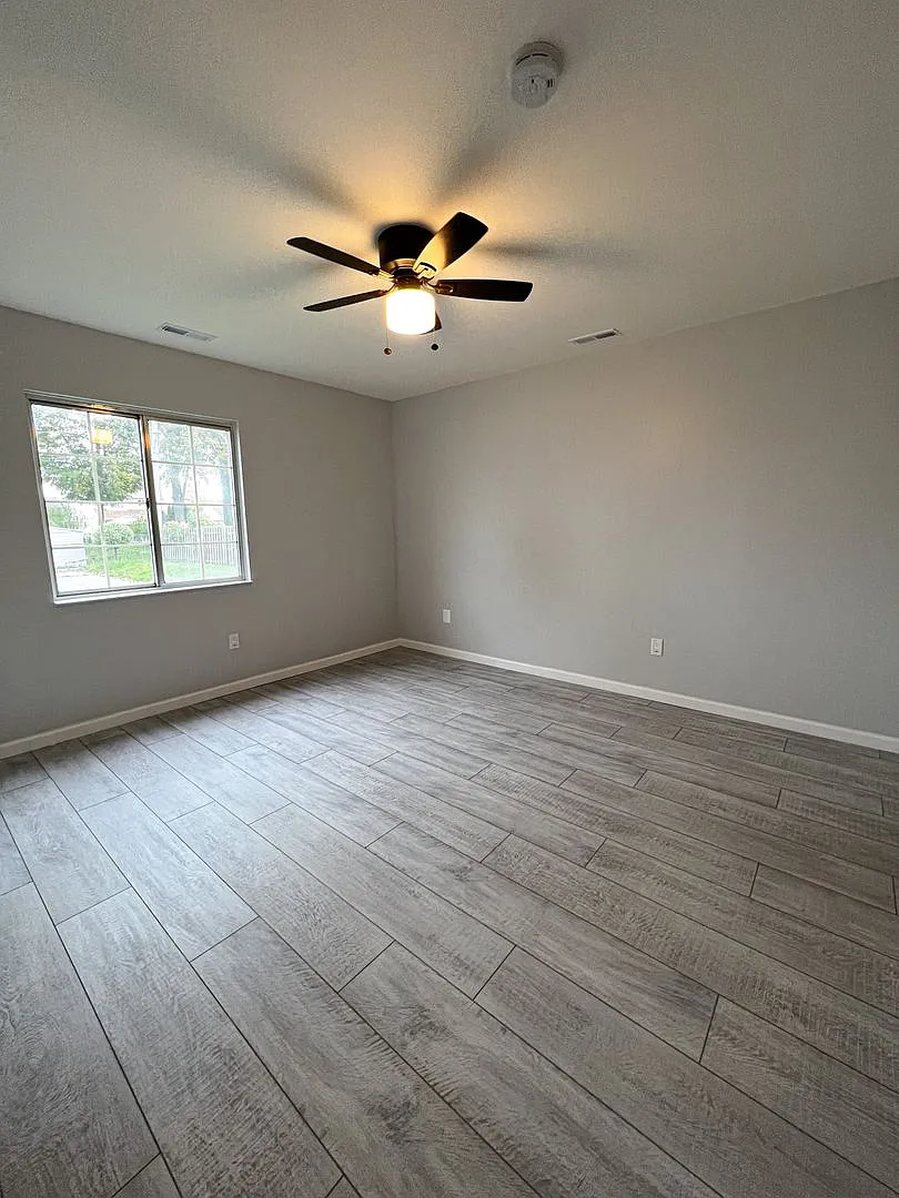 One11 Collection - Clinton Twp — Photo 2