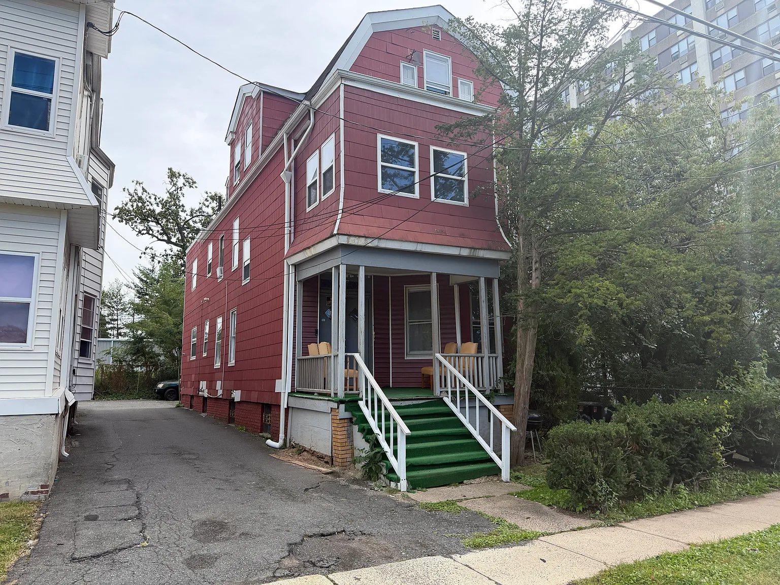 2 bed, 750 sqft, $1,850 — Photo 1