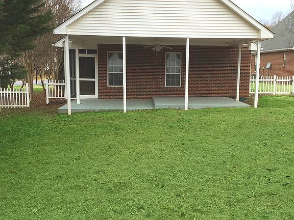 Spacious backyard