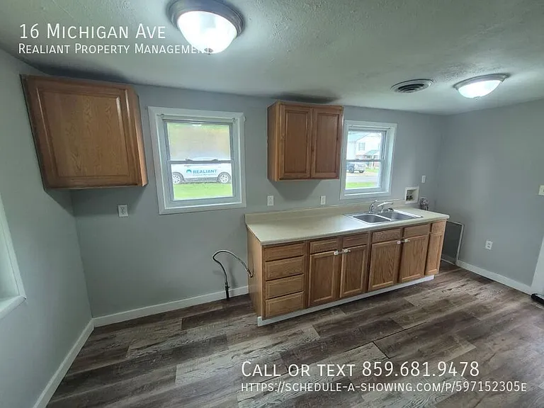 16 Michigan Ave — Photo 6