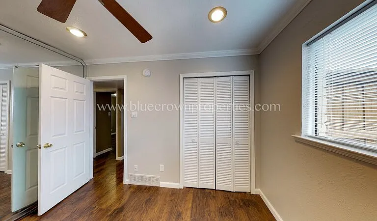 10239 Catalpa Rd — Photo 27