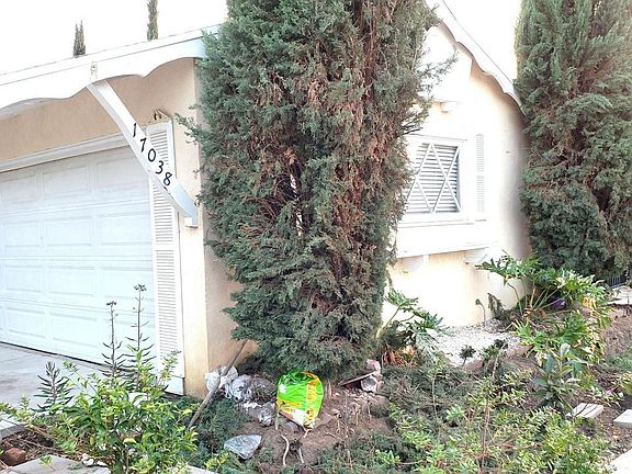 4th image of 17038 Gumbiner Dr