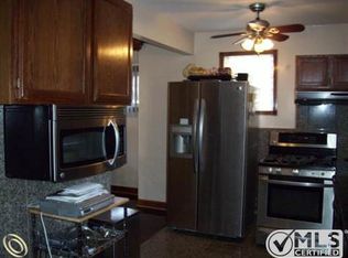 19240 Gainsborough Rd, Detroit, MI 48223