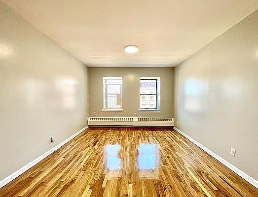1st image of 884 Broadway APT 6