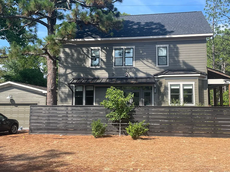 295 E Ohio Ave — Photo 5