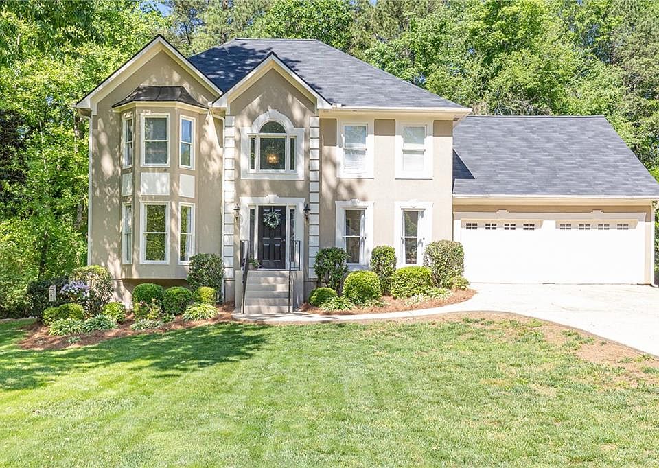 1st image of 2217 Courts Dr