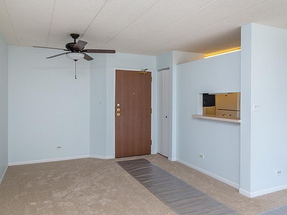 5th image of 75 Kristin Cir APT 215
