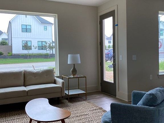 3rd image of 213 Holleman Dr E #202