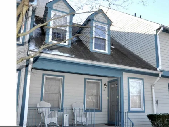 841 Westfield Dr #841, Cinnaminson, NJ 08077