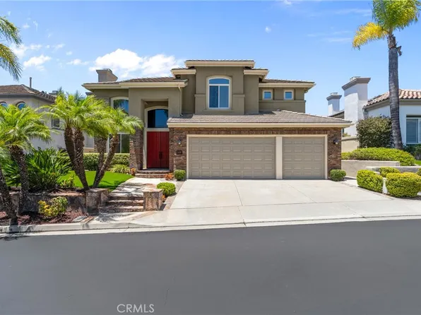 17 Golf View Dr, Trabuco Canyon, CA 92679