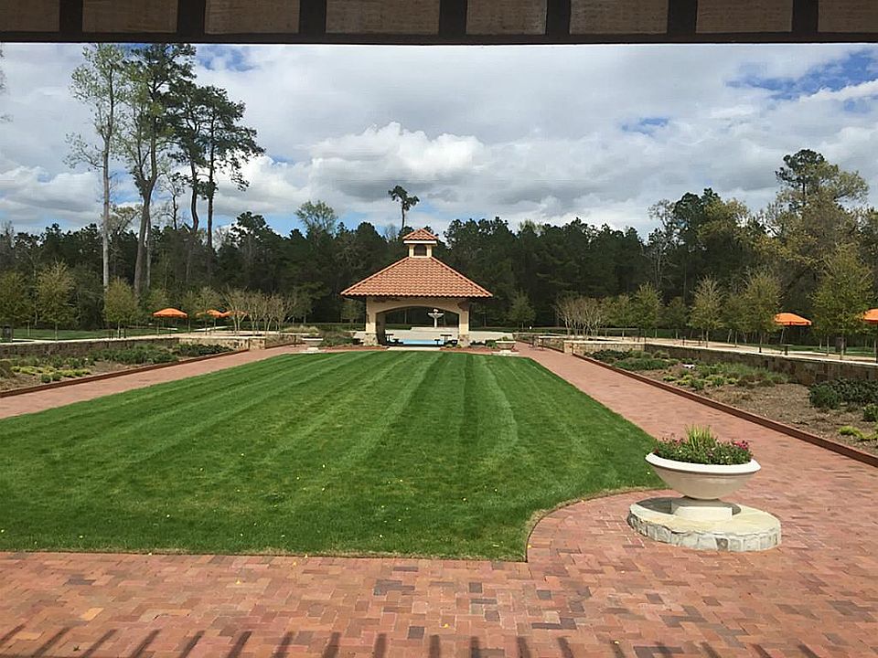 1st image of 31 S Glenwild Cir