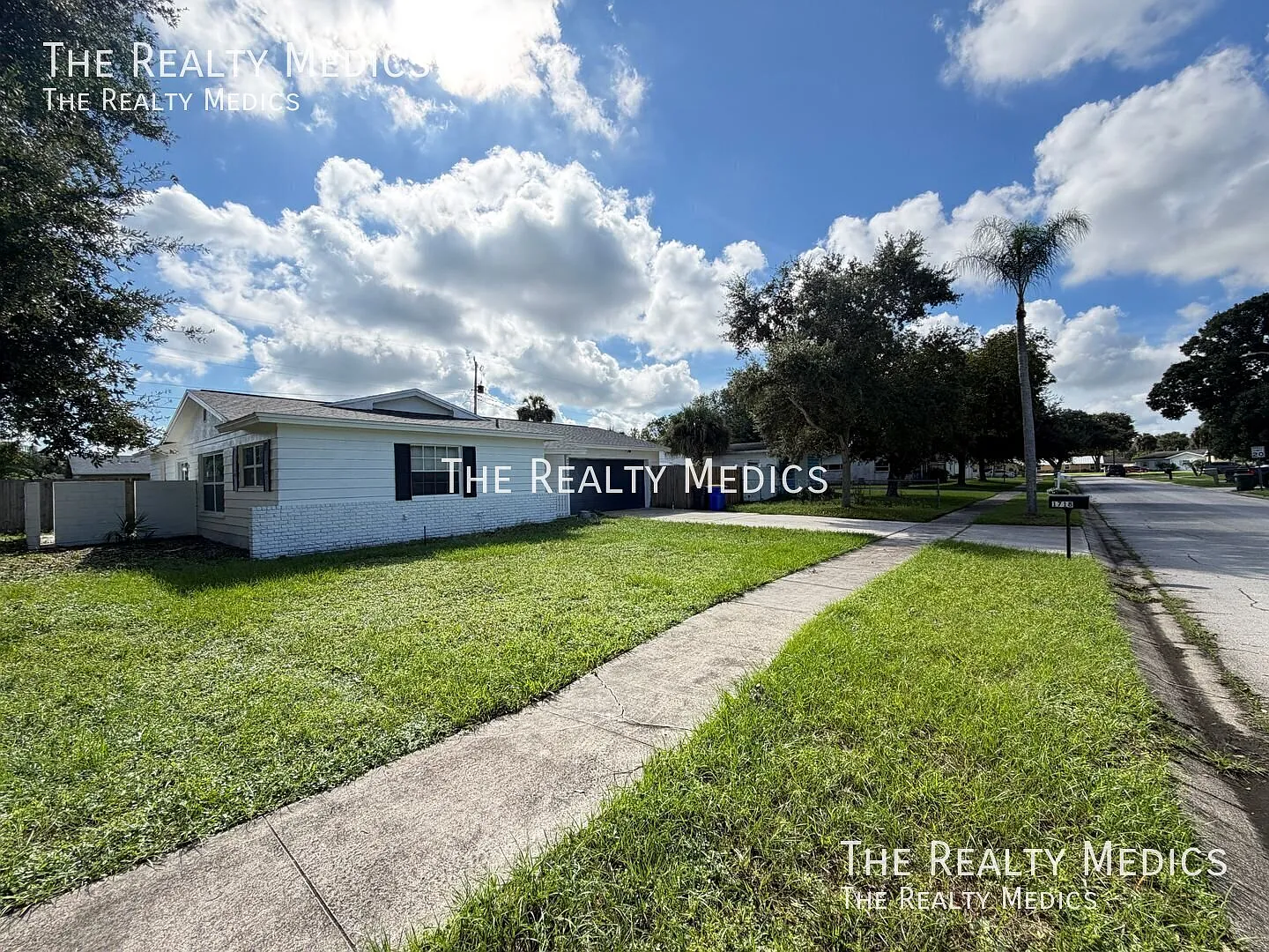 Charming 3-Bedroom Corner Lot Home With Modern Comforts In Rockledge — Photo 3