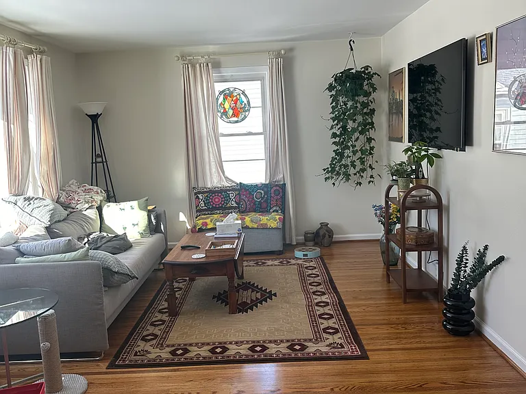 94 Shorewood Dr — Photo 6