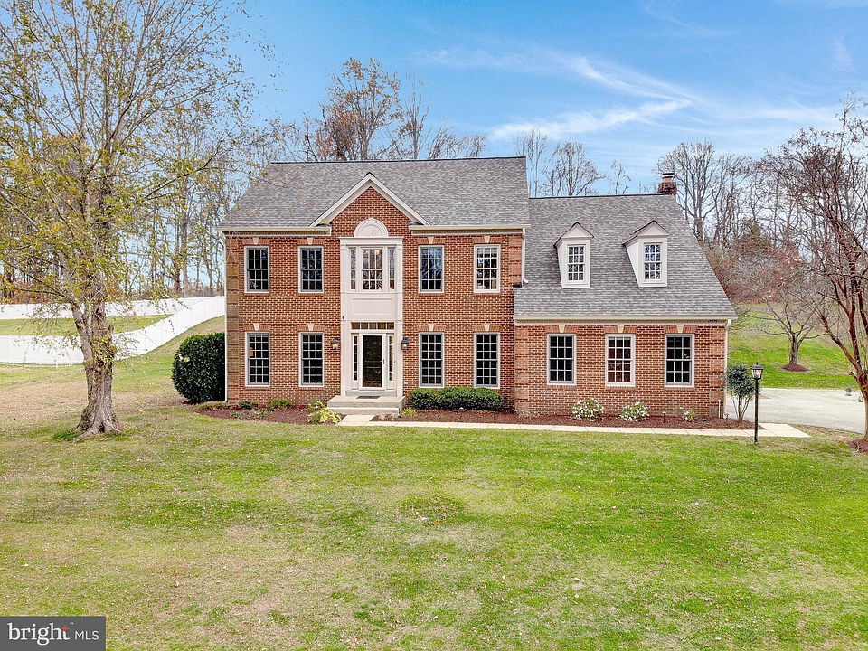 1st image of 3451 Blandford Way