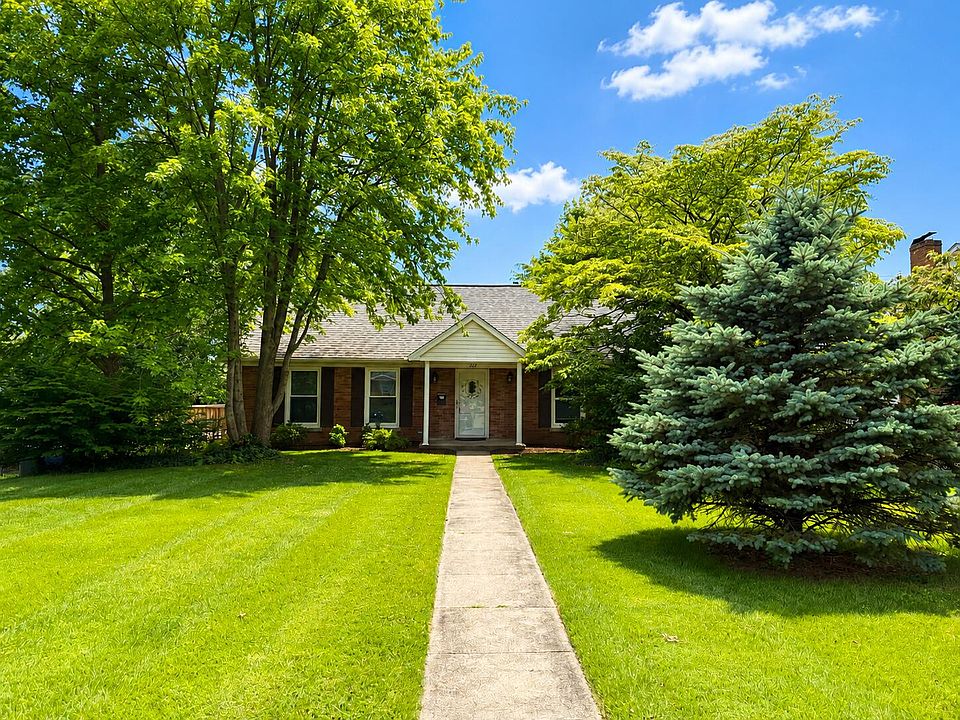 1st image of 104 Loch Lomond Dr
