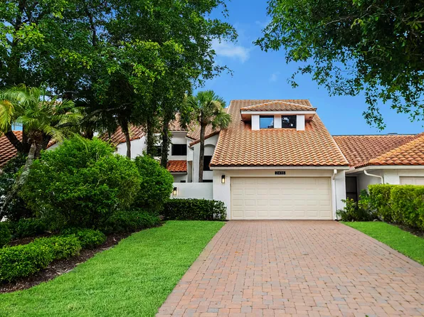 2435 Windsor Way Court, Wellington, FL 33414