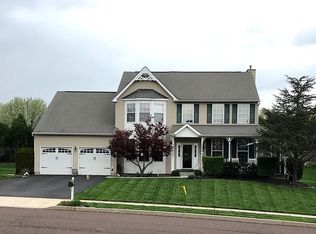 115 Jessica Cir, Schwenksville, PA 19473