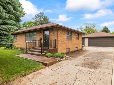 1232 Carrie Ave, Des Moines, IA, 50315
