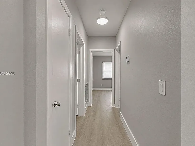 101 W 11th St #8 — Photo 11