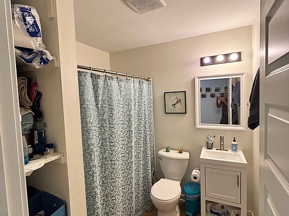 5th image of 1433 4th St NE #1