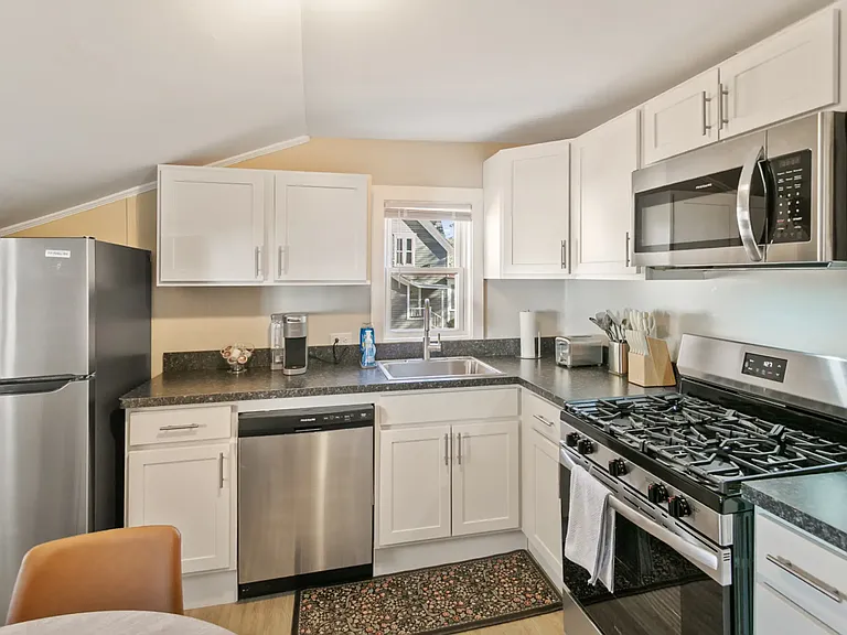 320 North Ave #1 — Photo 7