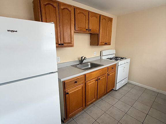 5th image of 323 Quinnipiac Ave #2-A