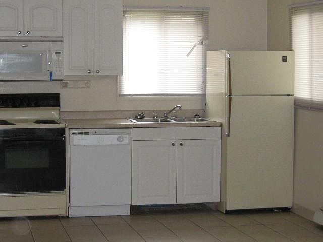 1st image of 911 18th St S APT 1