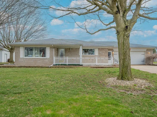 416 S Maple St, Greentown, IN 46936