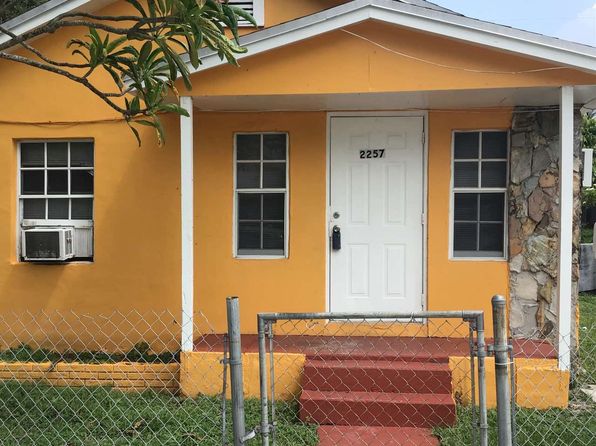 2257 NW 82nd St UNIT 1