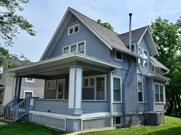 324 N Dubuque St, Iowa City, IA 52245