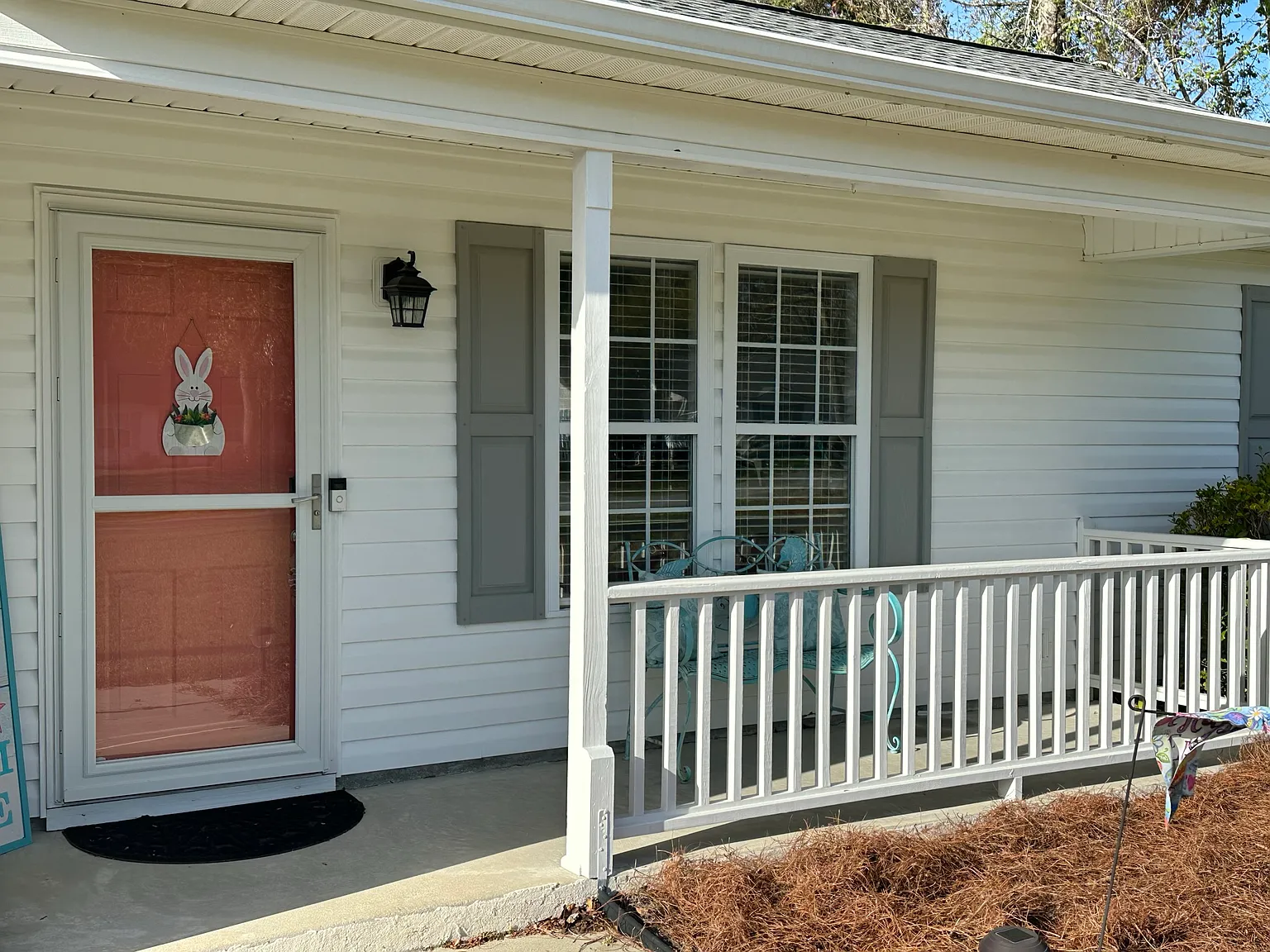 3 bed, 1056 sqft, $1,800 — Photo 2