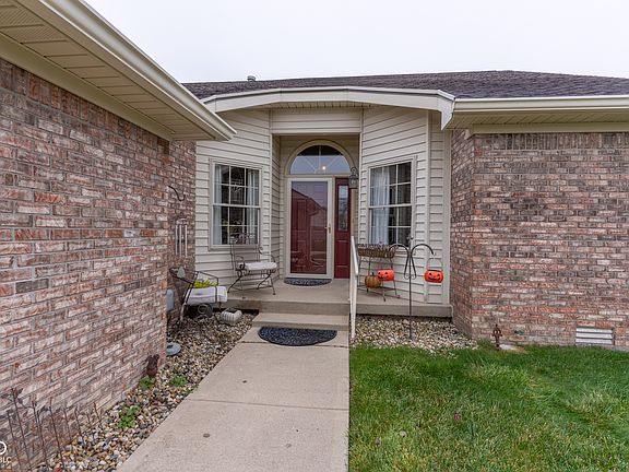 3rd image of 4927 W Cedar Cove Way #13
