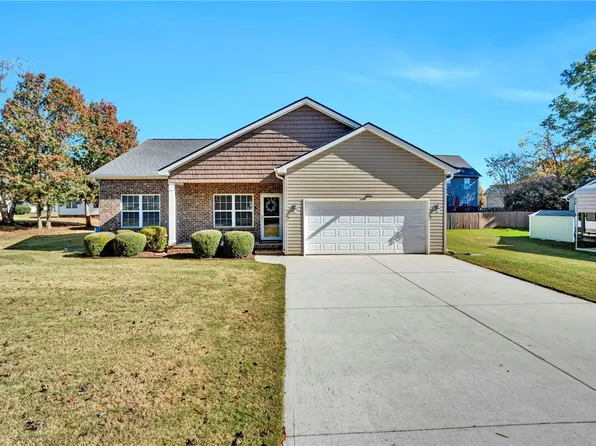 164 Amberwood Dr, Anderson, SC 29621