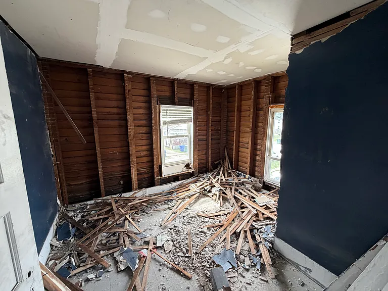 311 Oak St — Photo 6
