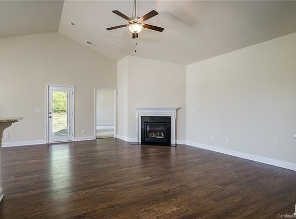 5th image of 111 Fleming Dr #31