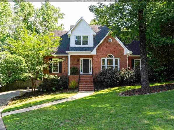 1504 Shades Pointe Cir, Hoover, AL 35244