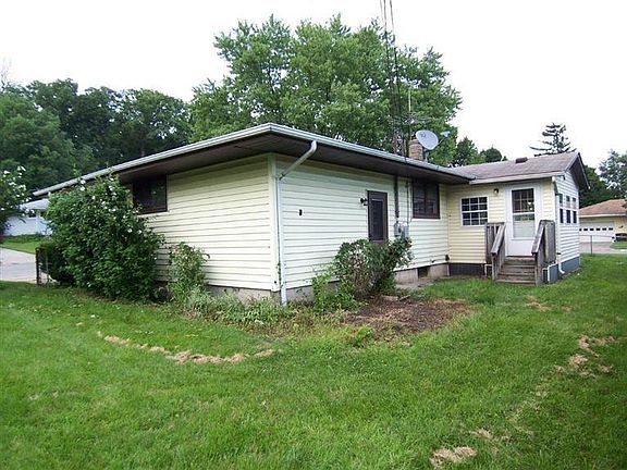 3rd image of 524 Hillridge Dr