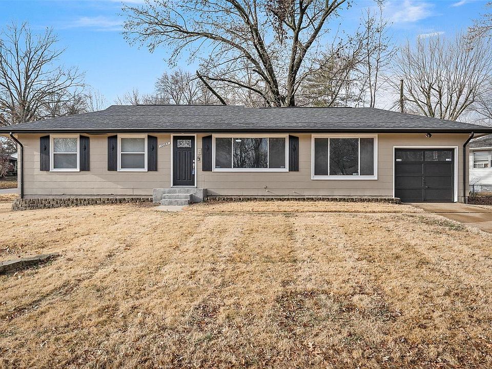 1st image of 10065 Hedge Dr